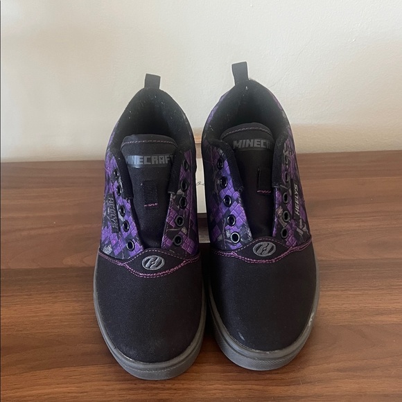 Heelys Other - Unisex Minecraft Heelys Size Yth 3